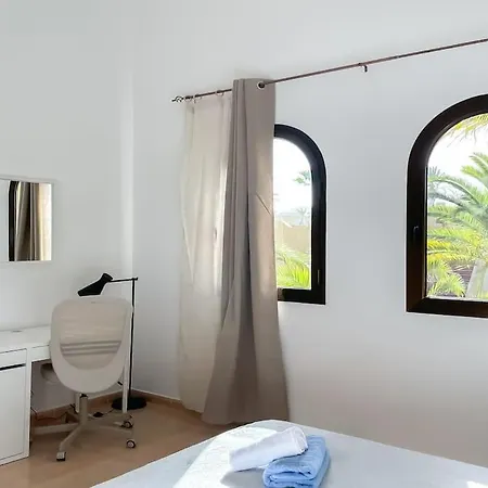 Oasis La Palmera Lejlighed *